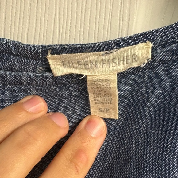 Eileen Fisher Chambray Cotton/Tencel Blend Dress W/ Zipper Closure Size Small - Picture 2 of 4
